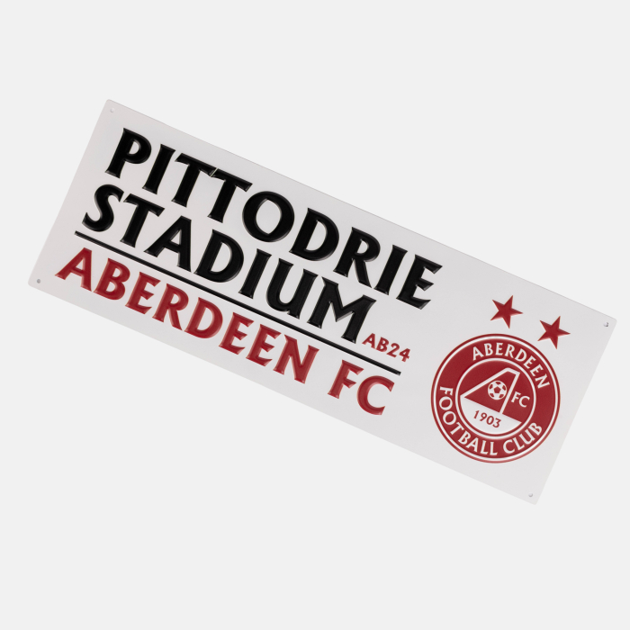 PITTODRIE STREET SIGN